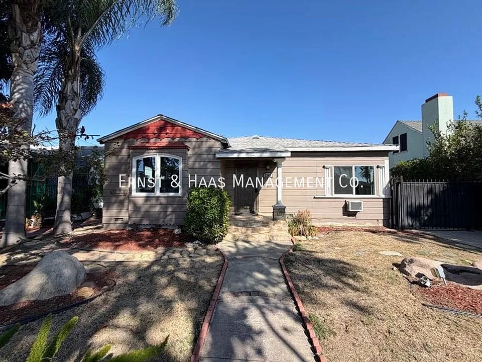 2360 Golden Ave