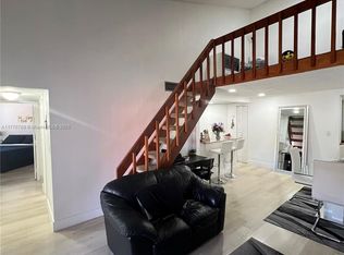 10241 NW 9th Street Cir #208-5, Miami, FL 33172