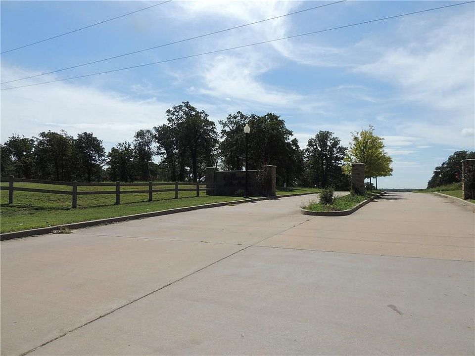 1st image of 15050 Whispering Oaks