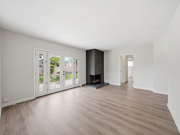 5th image of 2507 W Cherry Ave