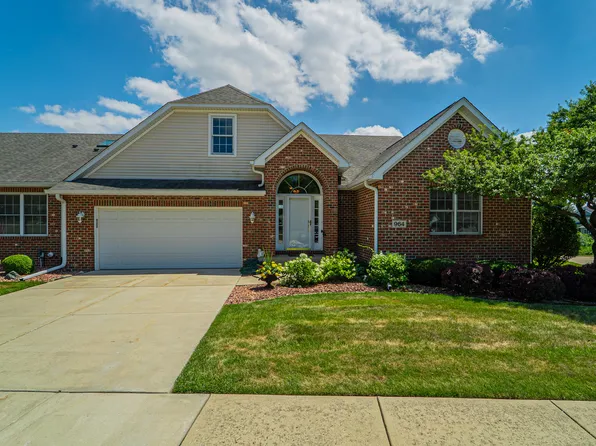 964 Ryan Ct, Crown Point, IN 46307