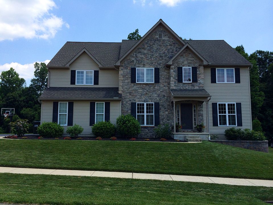 829 Edna Jane Lane