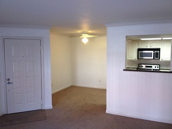 3rd image of 12019 Alta Carmel Ct Unit 276