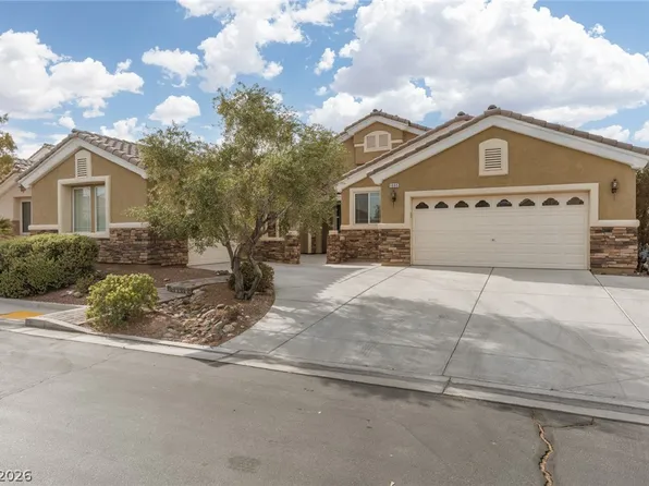 1995 Dakota Lodge Ave, Las Vegas, NV 89123