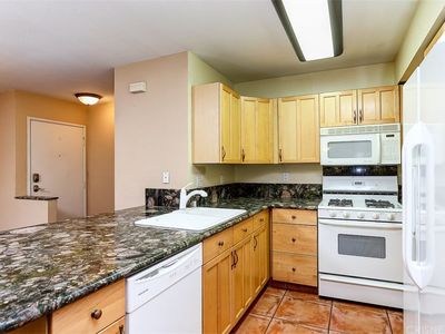 24421 Flaxwood Ln UNIT 101, Santa Clarita, CA, 91321