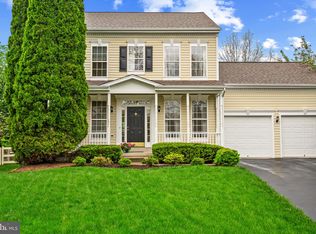 17301 Cedar Bluff Ct, Round Hill, VA