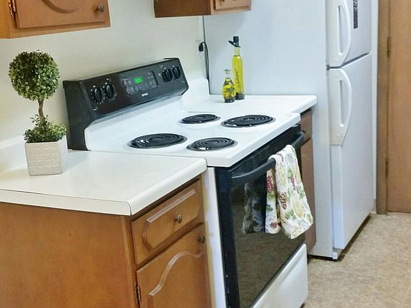 5th image of 3939 N Murray Ave APT 401