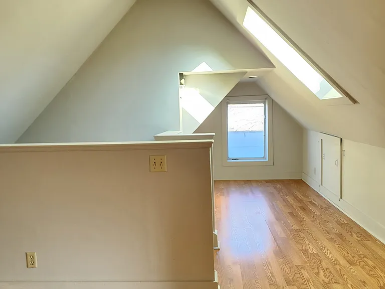 2644 Emerson Ave S #2 — Photo 11