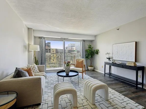 121 Washington Ave S APT 610, Minneapolis, MN 55401