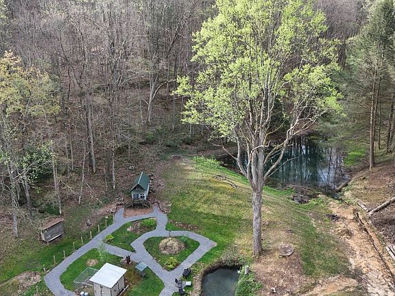 4th image of 1493 Big Indian Run Rd