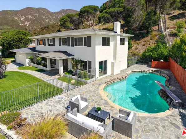 18053 Blue Sail Dr, Pacific Palisades, CA 90272