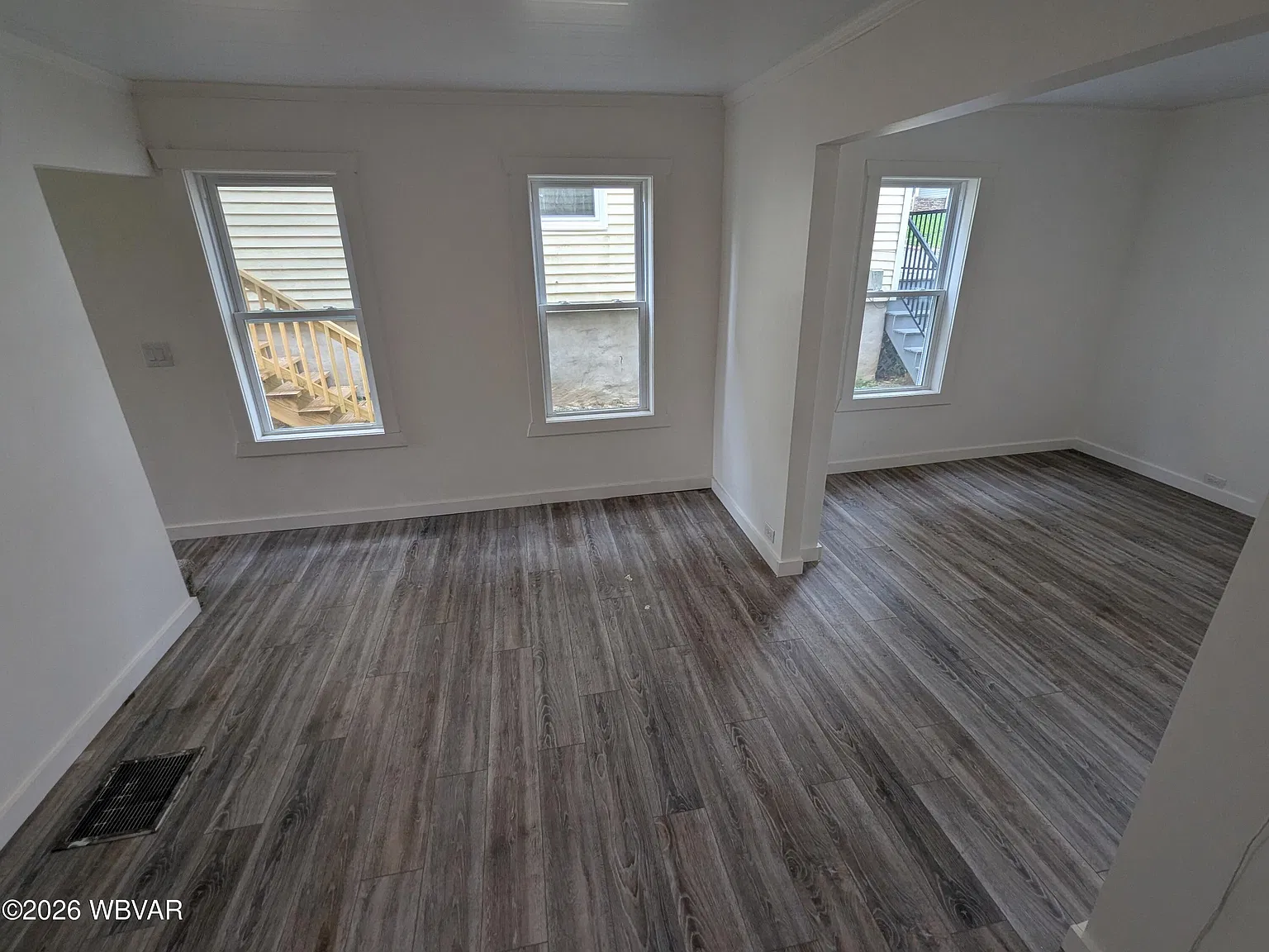 3 bed, 1070 sqft, $1,195 — Photo 3