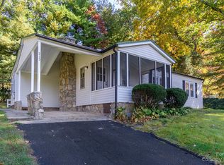 215 Myrtle St, Arden, NC 28704