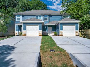 910 Shady Ln, Conroe, TX 77301