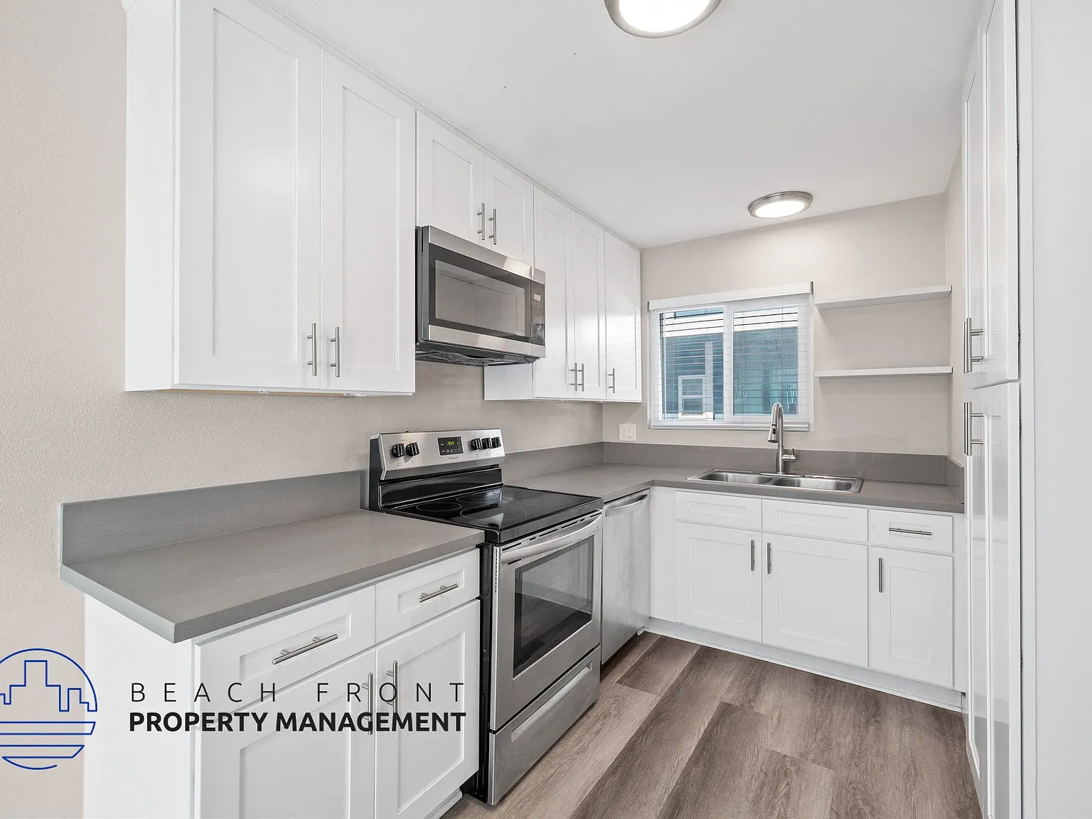 515-517 N. Juanita Ave. — Photo 1