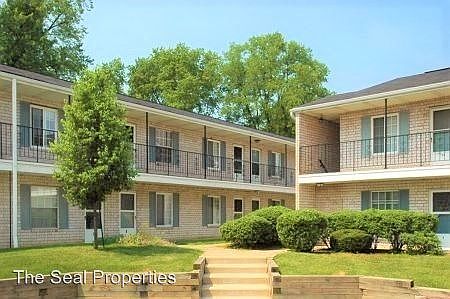 1st image of 1072 Clyde Ave APT 7