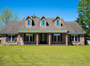 18526 Pine Forrest Rd, Gulfport, MS 39503