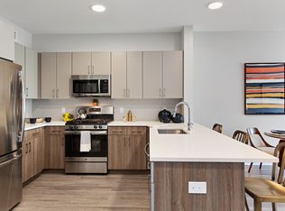 Alto Fairfield Metro, Fairfield, CT 06824