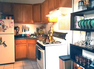 4302 W Shakespeare Ave APT 3, Chicago, IL 60639