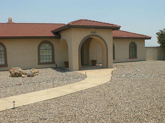 3rd image of 5357 S Laguna Ave