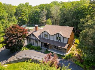 128 Concord Dr, Madison, CT 06443