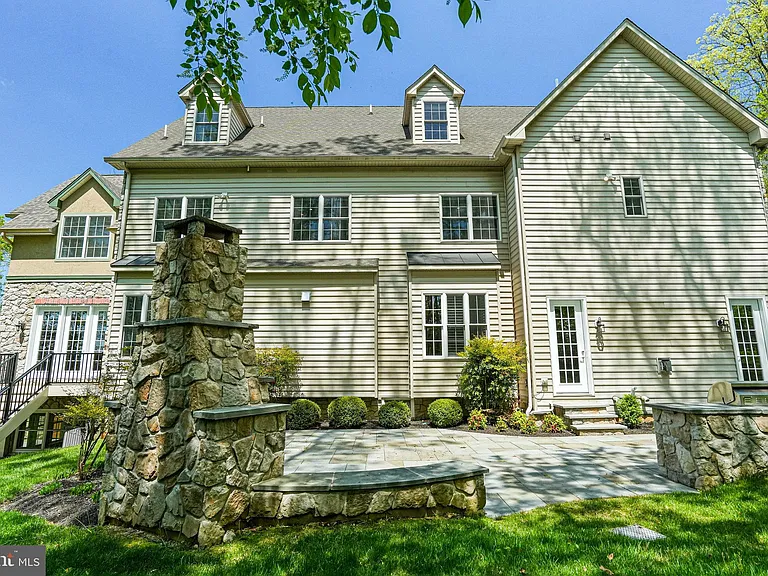13551 Triadelphia Mill Rd — Photo 65
