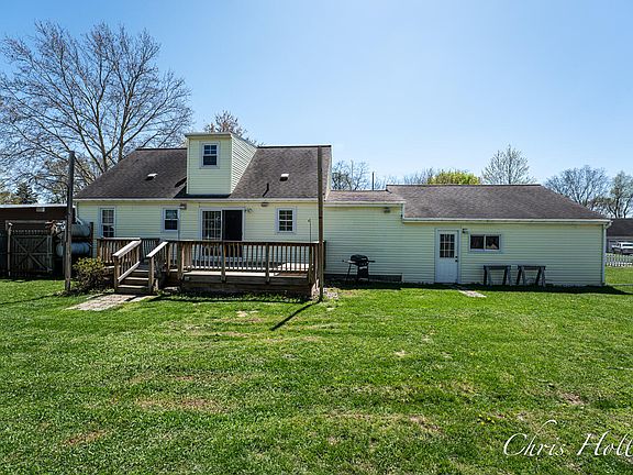 5th image of 141 Highland Dr