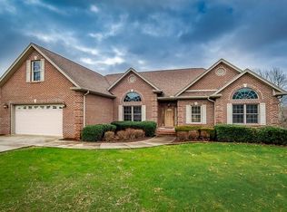 4012 Juanita Dr, Cookeville, TN 38506