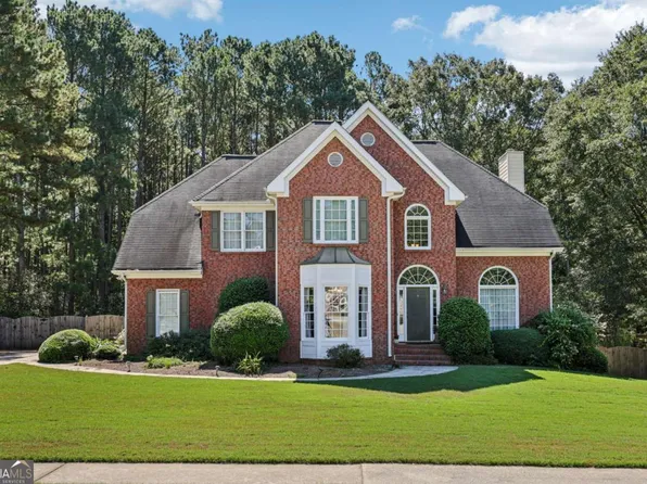 7522 Greens Mill Dr, Loganville, GA 30052