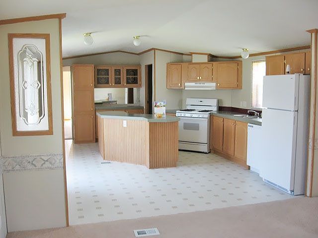 2nd image of 38107 Ducharme Dr