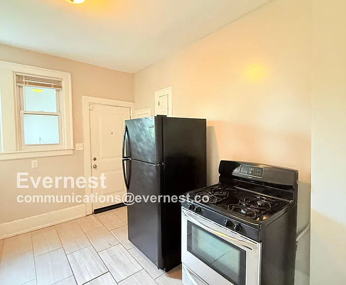 9429 Brush St #2A — Photo 3