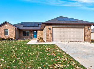 675 W Blackfoot Dr, Republic, MO 65738