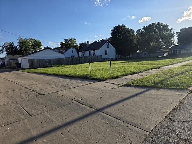 2nd image of 9727 West OHIO AVENUE