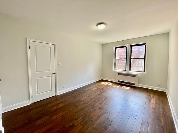 4th image of 250 Hawthorne St #E7
