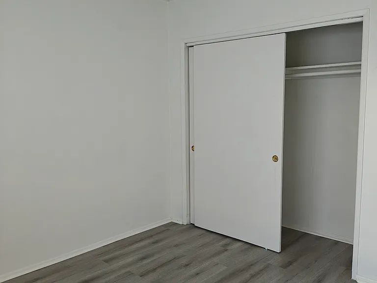 826 Gardenia Ave — Photo 7