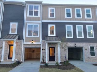 340 Skymont Dr, Holly Springs, NC 27540