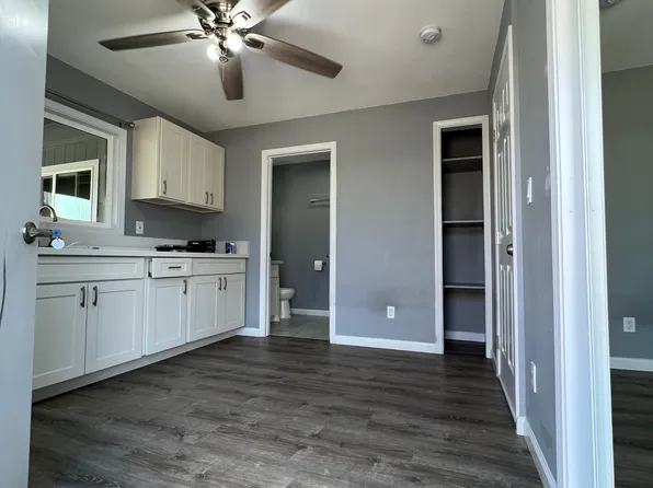 94-661 Honowai St Unit B, Waipahu, HI 96797