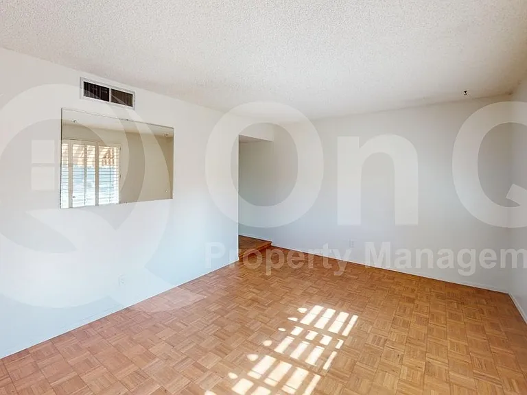 1218 E Alameda Dr — Photo 11