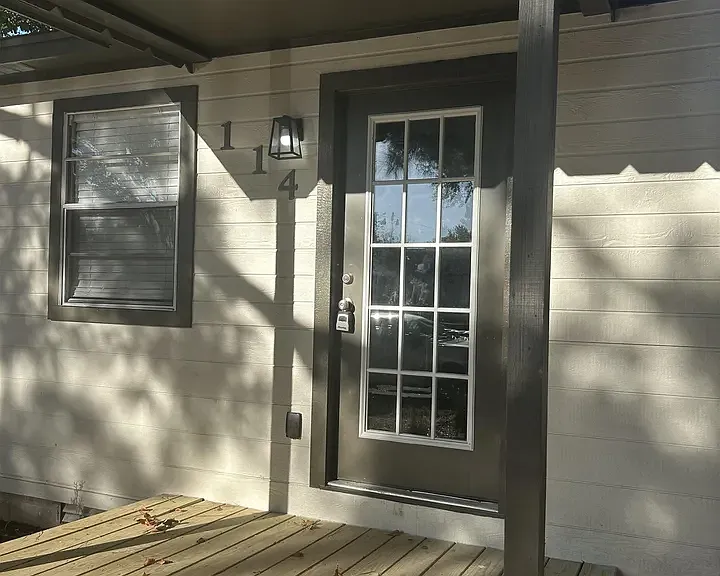 114 North Ave — Photo 2