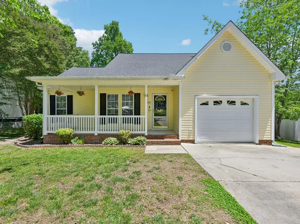 104 Spinel Ln, Knightdale, NC 27545