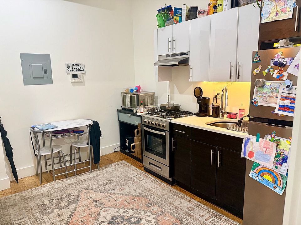 1st image of 828 Saint Johns Pl #2R