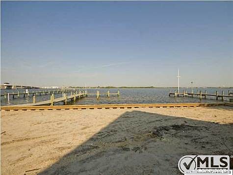4th image of 1102 Barnegat Ln