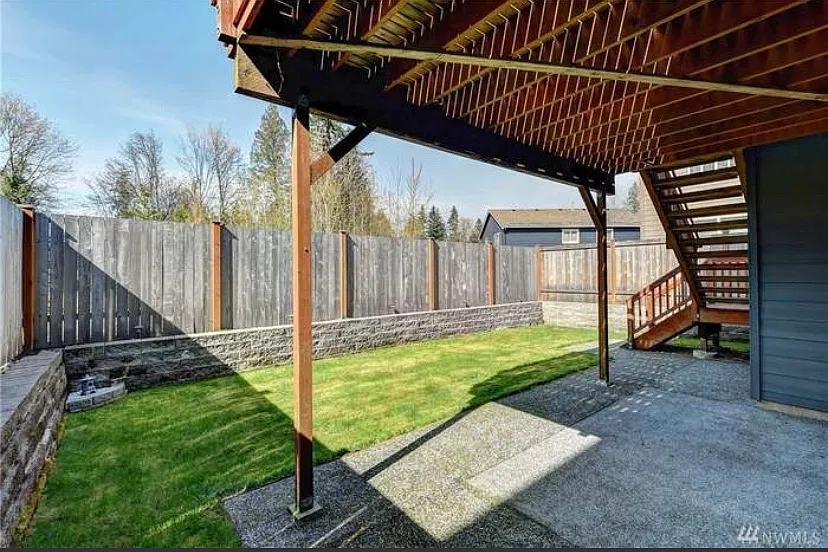 7643 16th Pl SE