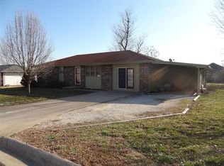 204 N Teakwood Ave, Republic, MO 65738