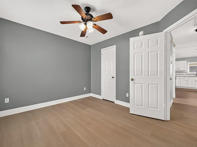 22210 Bellow Glen Dr — Photo 24
