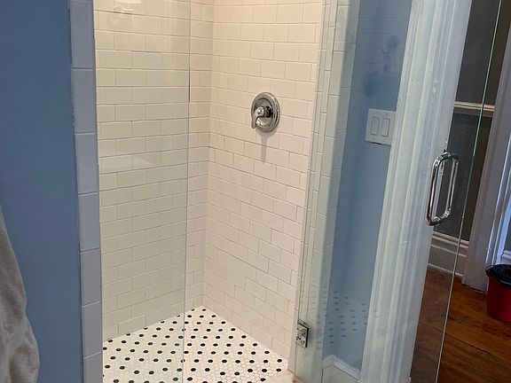5th image of 2330 W Grace St APT 1