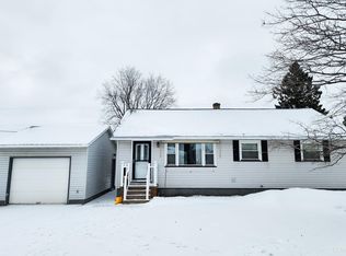 150 N Daisy St, Ishpeming, MI 49849