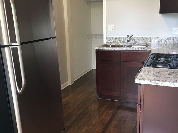 2nd image of 125 E 71st St #1213