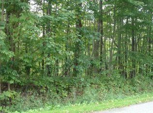 Burtview Pl, Salem, OH 44460