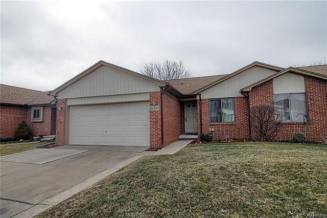 1st image of 26130 N Knollwood Dr